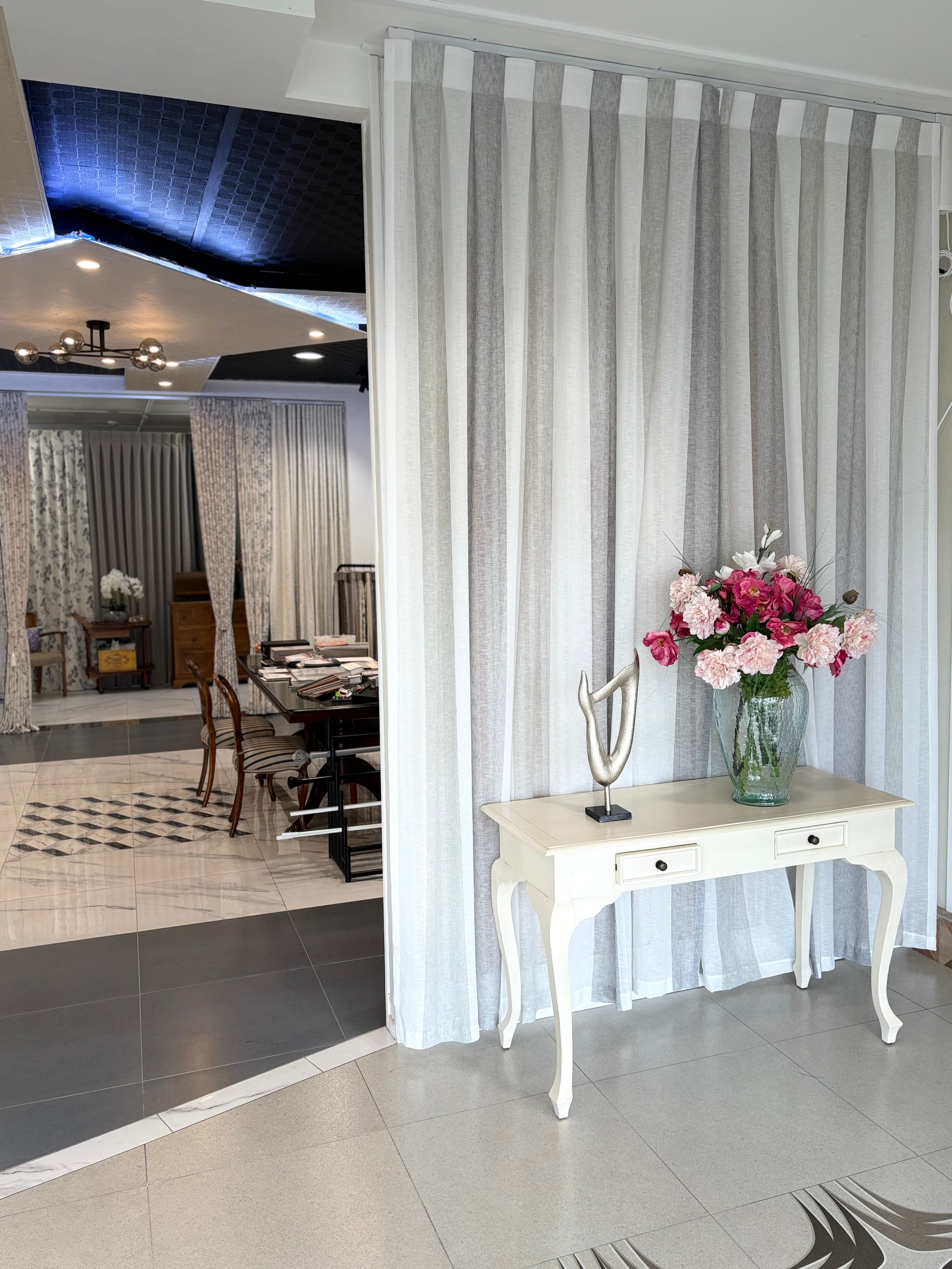 V4 Curtains showroom 3