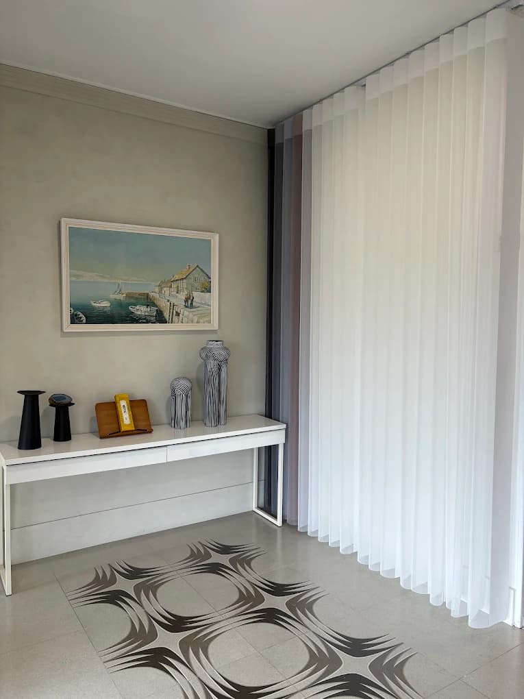 V4 Curtains — gallery image 14