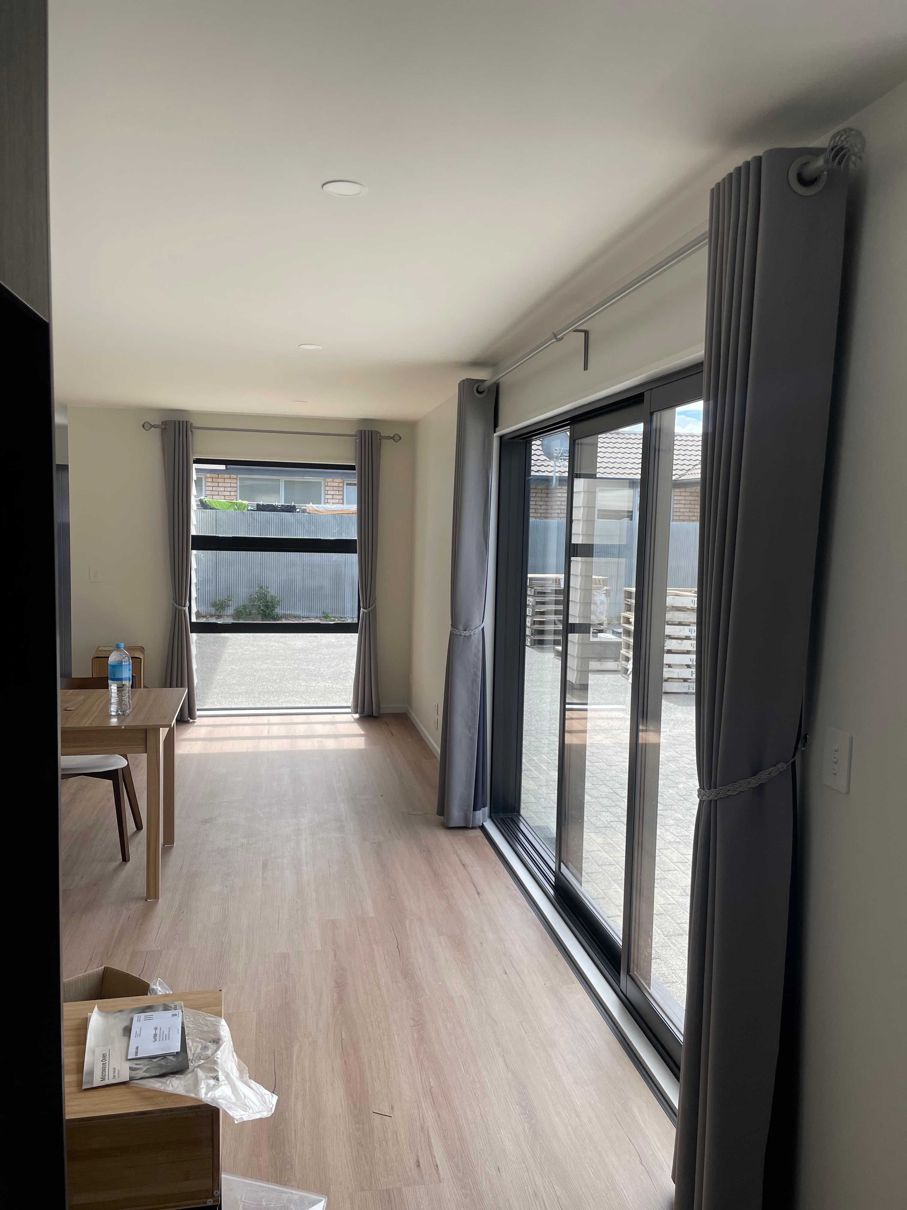 V4 Curtains — gallery image 8